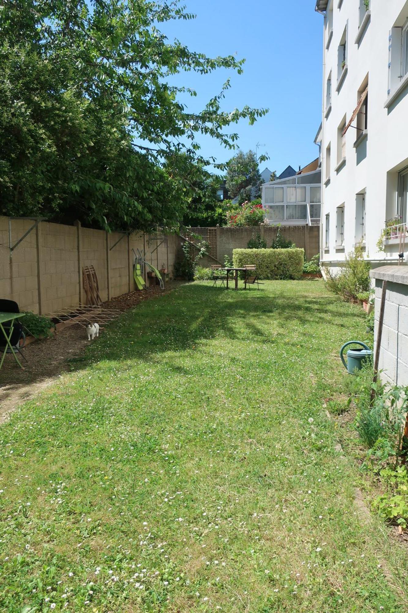 Appartement Avec Jardin Au Coeur De Rennes Bagian luar foto